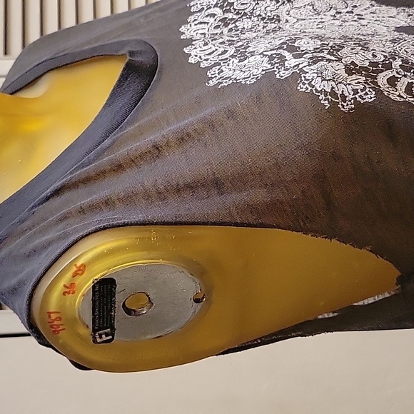 Skull Spooky Floral Gray Sheer Tank Small Fifth Sun - Picture 4 of 8